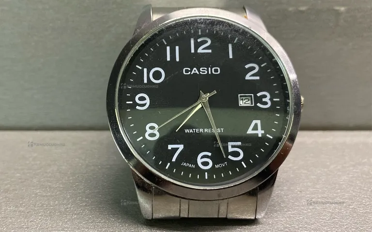 Часы  Casio