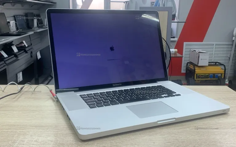 Ноутбук MacBook Pro