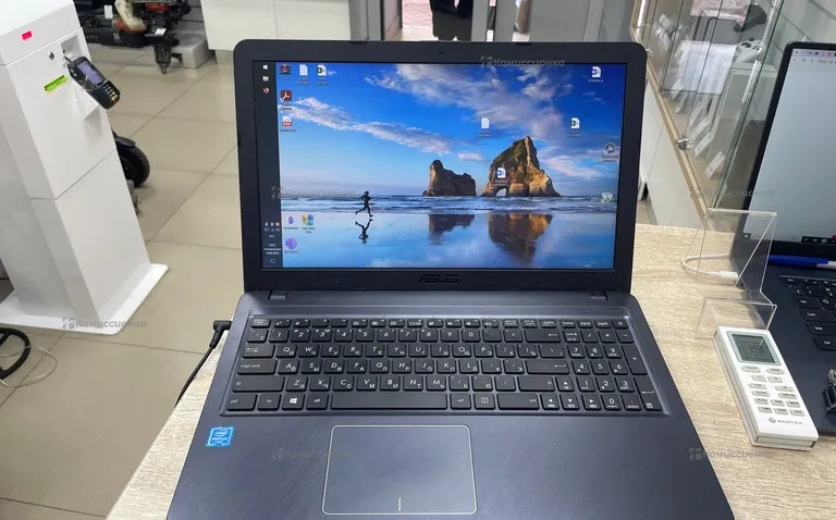 Ноутбук Asus X540MAR