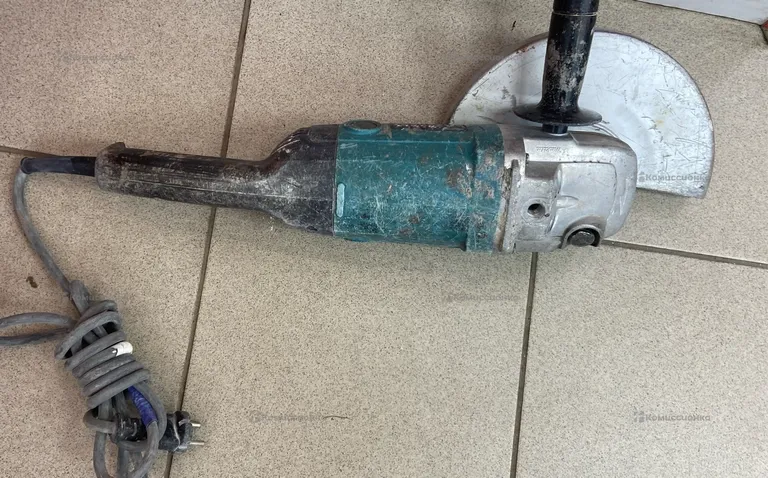 УШМ Makita 9069 230/2000w
