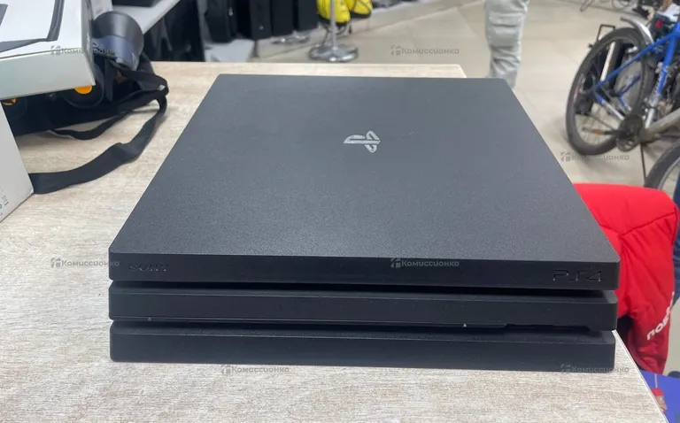 Приставка Sony PlayStation 4 Pro 1Tb