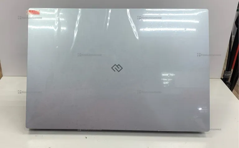 Ноутбук  Digma EVER P5852