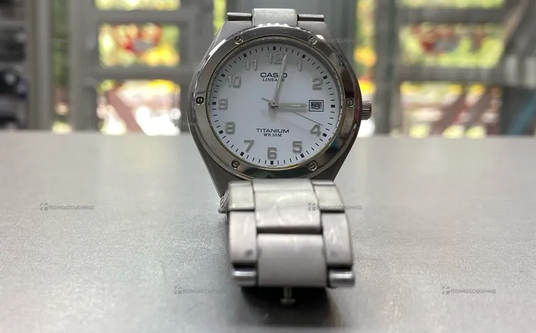 Часы Casio