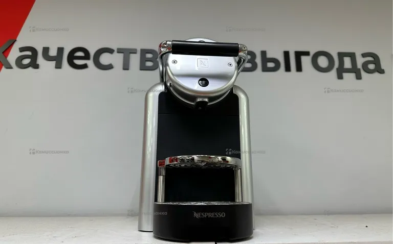 Кофемашина Nespresso ZN100
