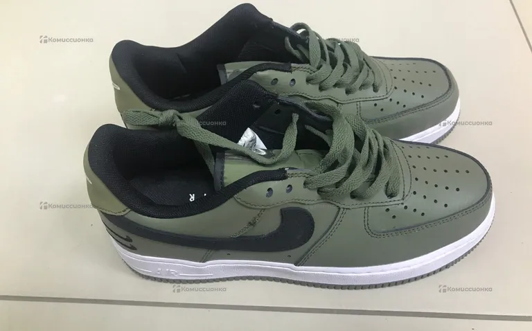 Кроссовки Nike 41