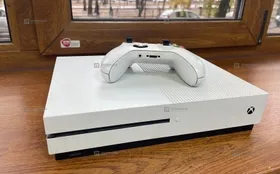 Купить Xbox Игровая приставка Xbox One S 500 б/у , в Энгельс Цена:14900рублей