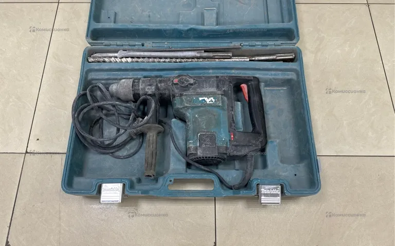 Перфоратор makita HR4500C