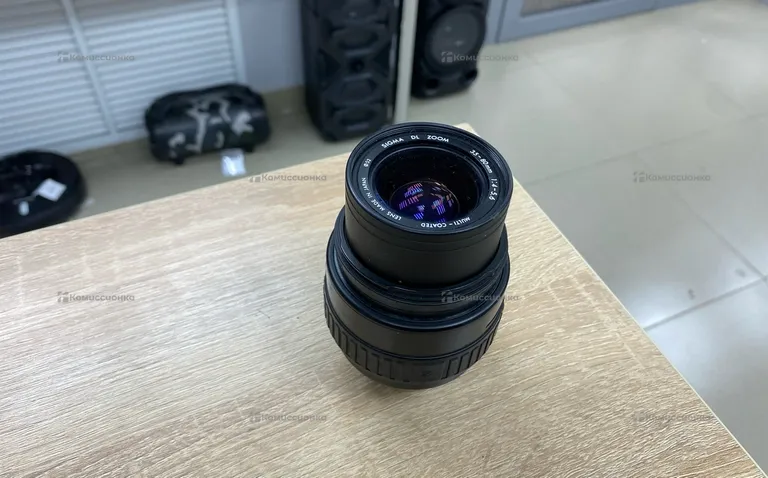 объектив Sigma 35-80mm