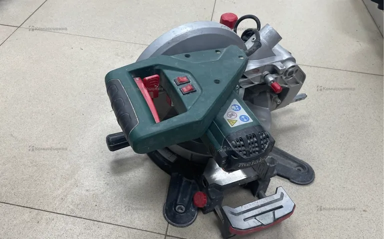 торцовочная пила METABO KS216M