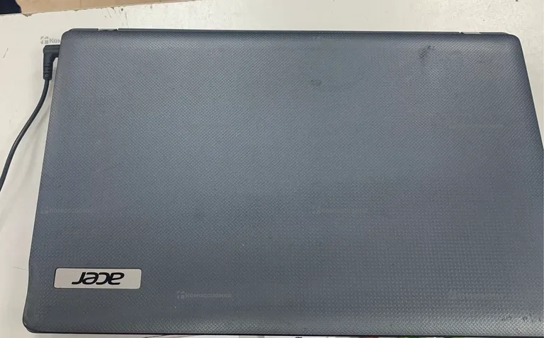 Ноутбук  Acer pew71
