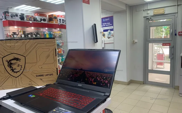 Игровой ноутбук MSI Katana GF76
