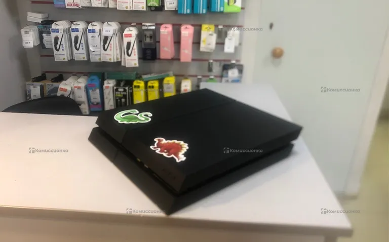 Приставка PS4. slim 500gb