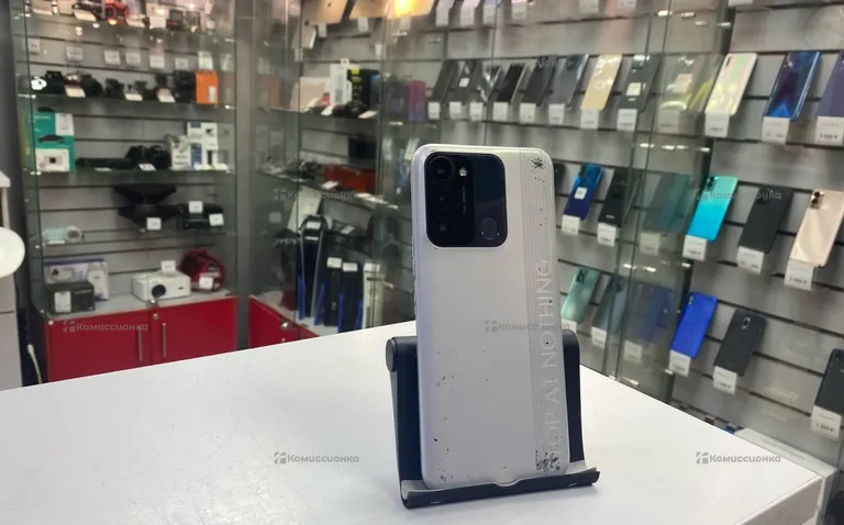 Tecno Tecno Spark 8c 4/64 ГБ