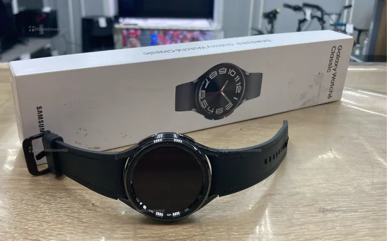 Часы Samsung Galaxy Watch 6 Classic 43mm