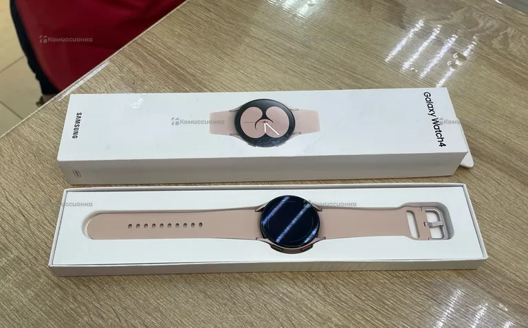 Часы  Samsung Watch 4 40mm