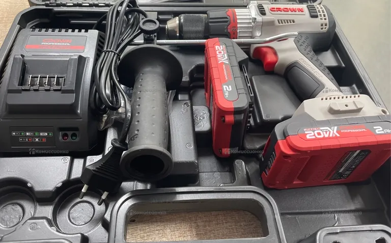 Аккумуляторный шуруповерт CROWN BL CT21090HMX-2 BMC