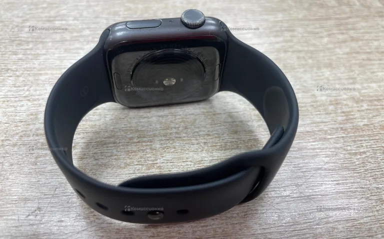 Часы  apple watch se