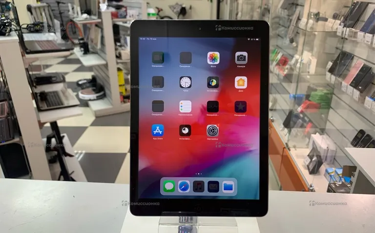 Планшет Apple MD785RU/A