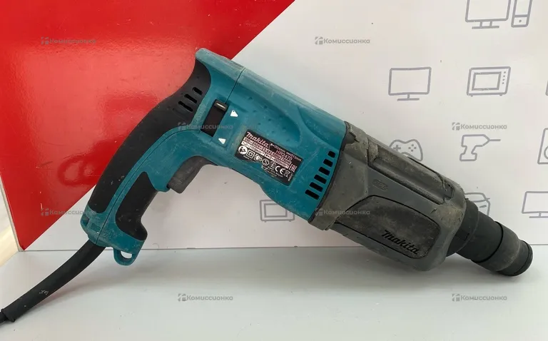 Перфоратор Makita HR 2470