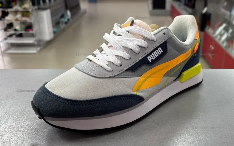 Кроссовки PUMA Future Rider-42 размер