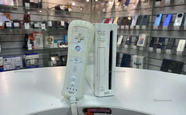 Приставка Nintendo Wii RVL 001