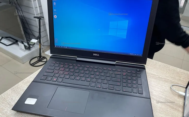 Ноутбук Dell Inspirion 7566