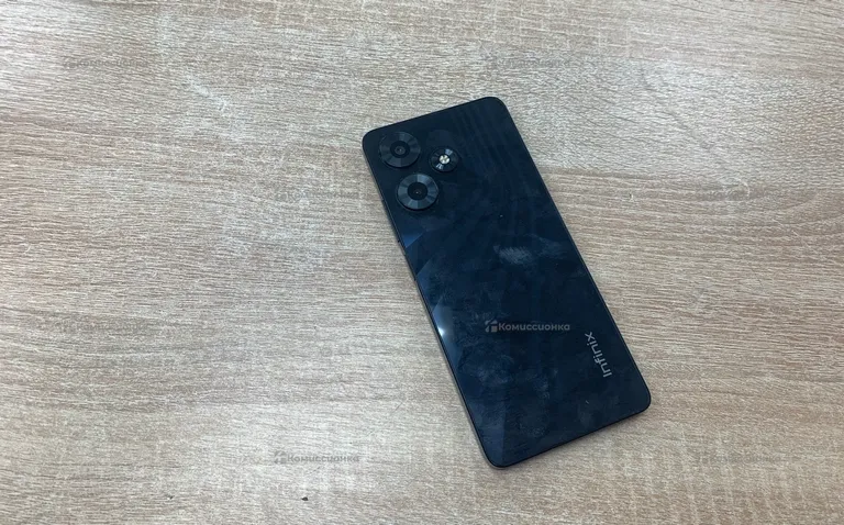 Infinix hot 30 4/128ГБ