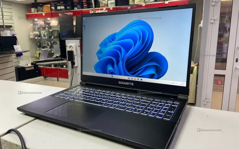 Игровой Ноутбук Gigabyte i5-12500H/RTX 3050
