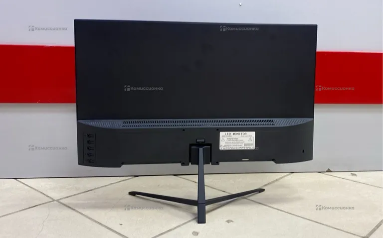 Монитор широкоформатный диагональ 24". Разъёмы VGA и HDMI,  1920x1080 FullHD
