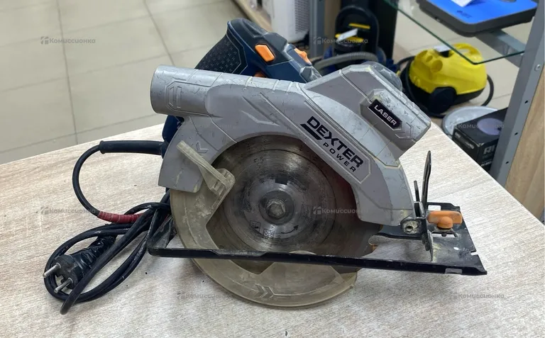 циркулярная пила DEXTER nc1300cs