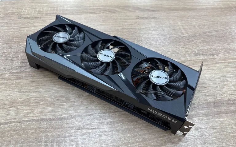 видеокарта Gigabyte GV-R67XTGaming