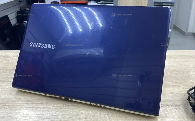 Ноутбук  Samsung i3-3120M