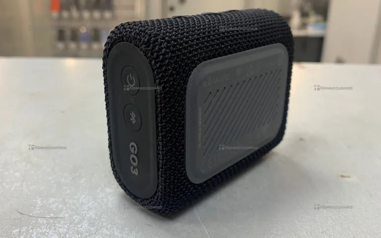 Колонка  JBL GO3