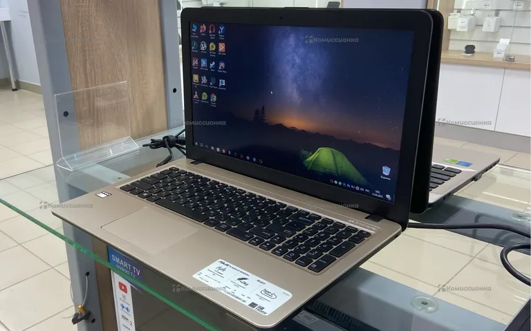 Ноутбук ASUS R540Y