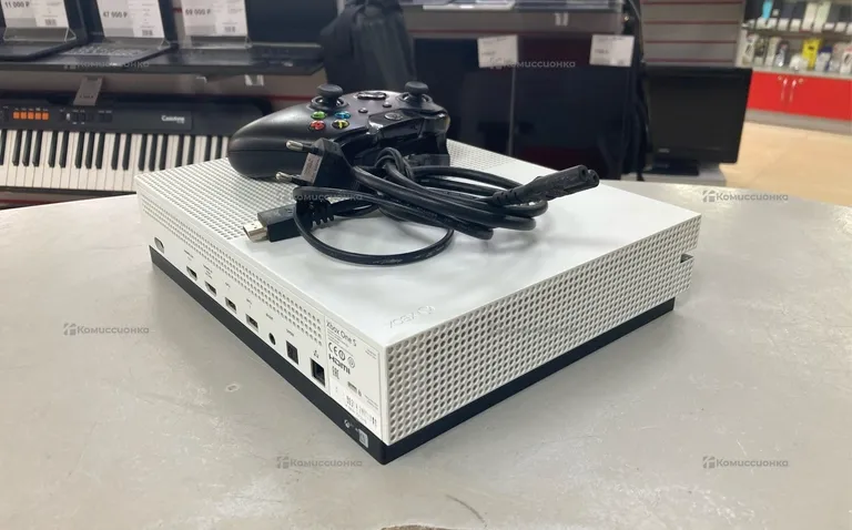 Приставка Xbox One S 512gb