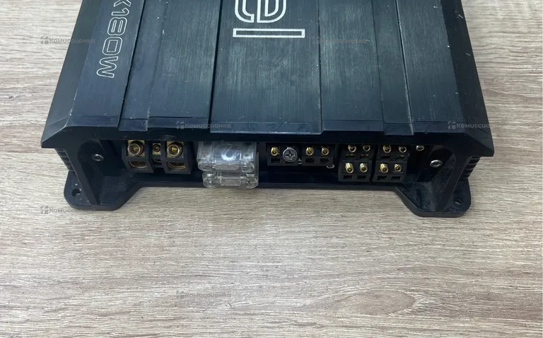 Усилитель Ural Decibel DB 6.180