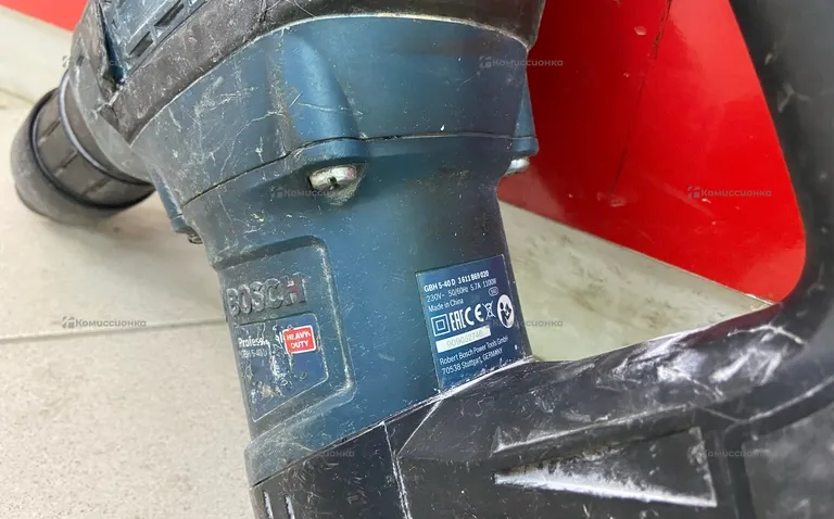 Перфоратор Bosch GBH 5-40 D