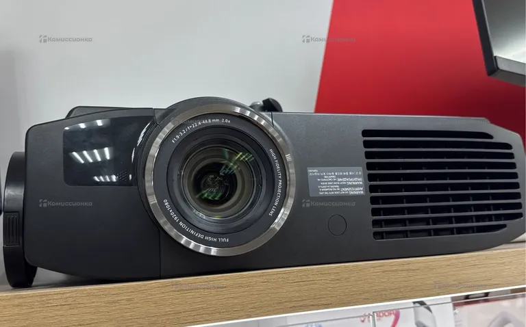 Проектор Panasonic Pt-AE8000