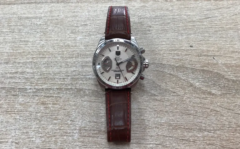 Часы  Carrera