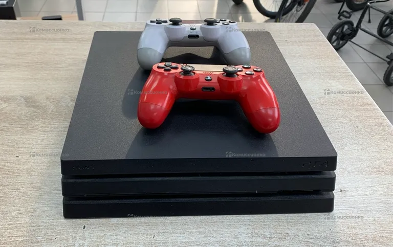 Приставка Sony PS 4 Pro 1TB
