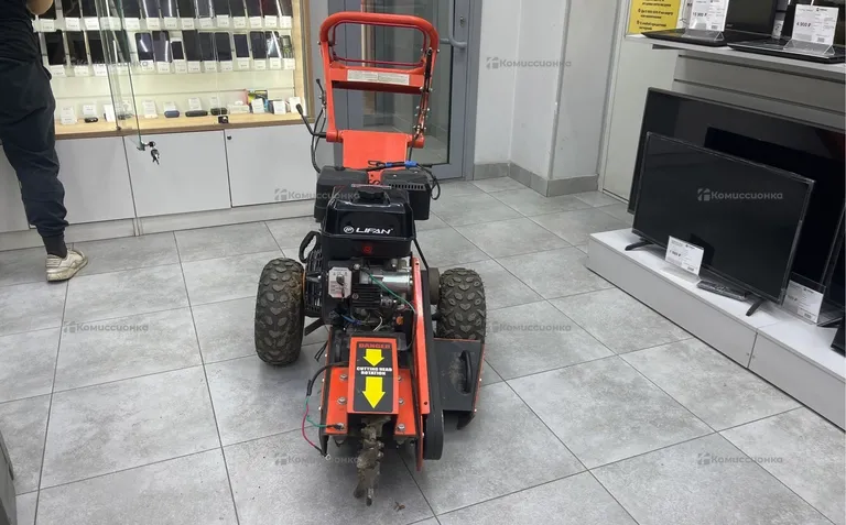 Бензиновый измельчитель пней dr sg 15