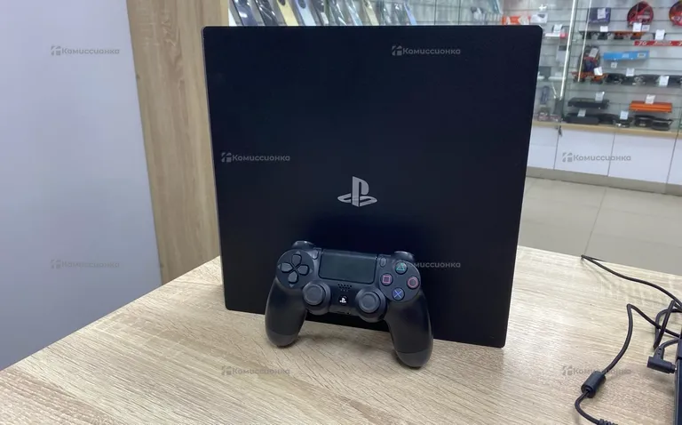 Приставка Sony PS 4 Pro 1TB