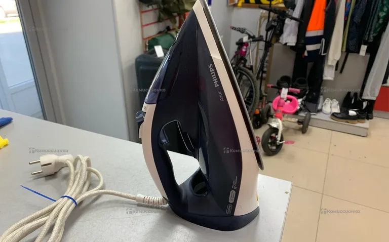Утюг Philips Azur GC4556