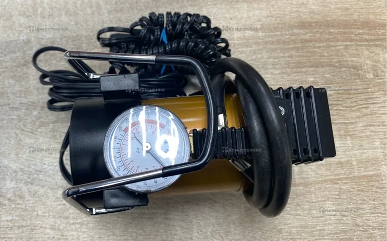 Компрессор автомобильный GOLDEN SNAIL Gs9204