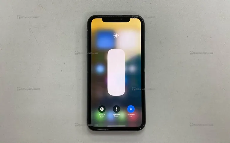 iPhone 11 64 GB