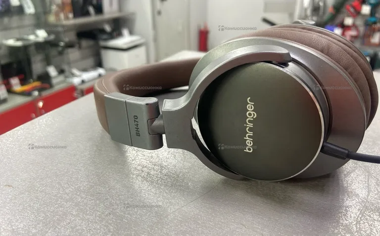 Наушники Behringer BH-470