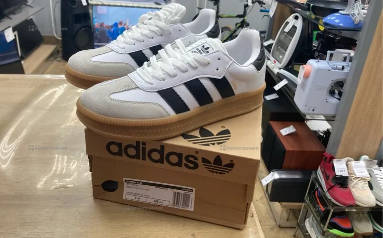 Кроссовки Adidas Samba 43