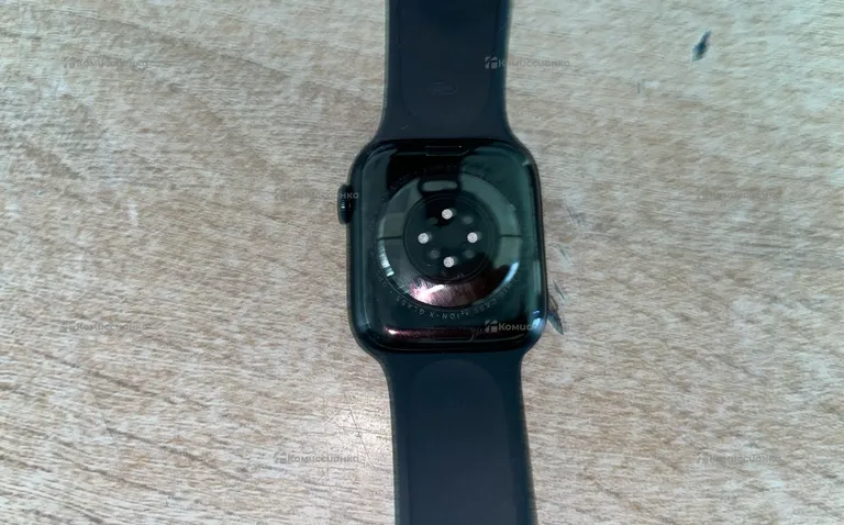 Часы  Apple Watch Series 9 45MM