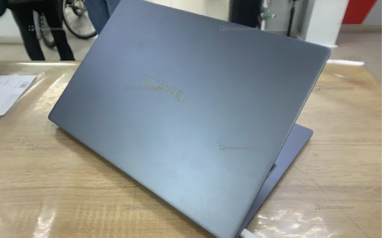 Ноутбук Huawei matebook MCLF-X
