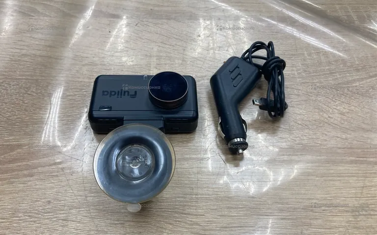 Видеорегистратор  fujida karma pro s